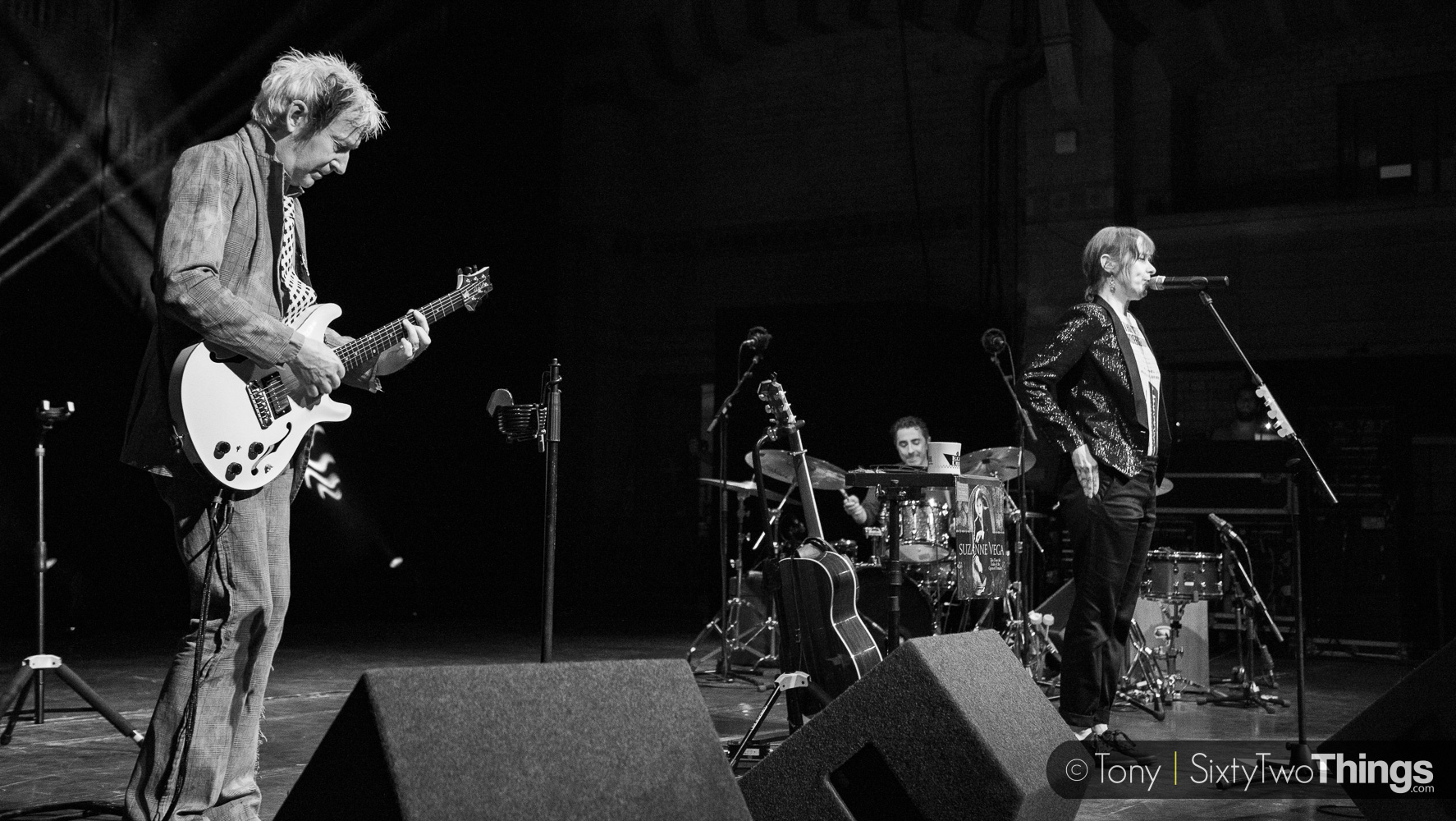 Review: Suzanne Vega in Cambridge