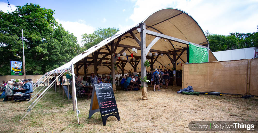 the falcon at folkeast
